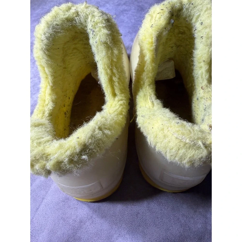 UGG Classic Clear Mini Waterproof Boots Canary Yellow 1113190 Women Size 6